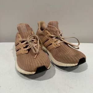 Adidas Ultraboost 4.0 Ash Pearl Running Shoes Womens 9 Athletic